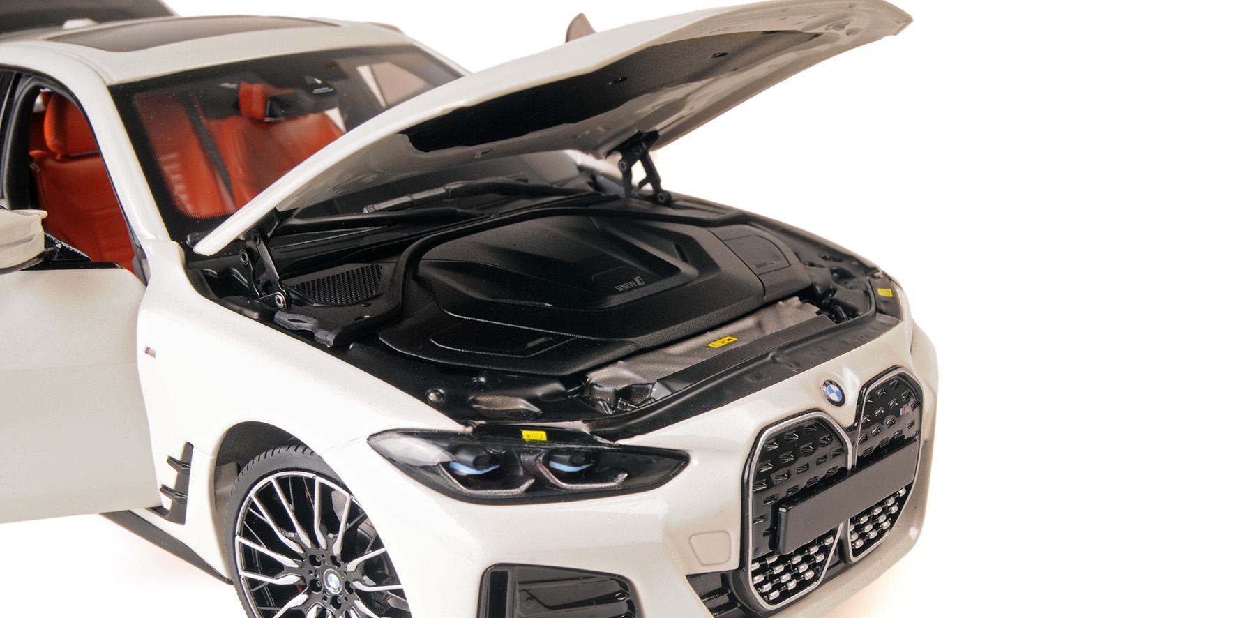 BMW i4 M50 - 2022 - WHITE METALLIC