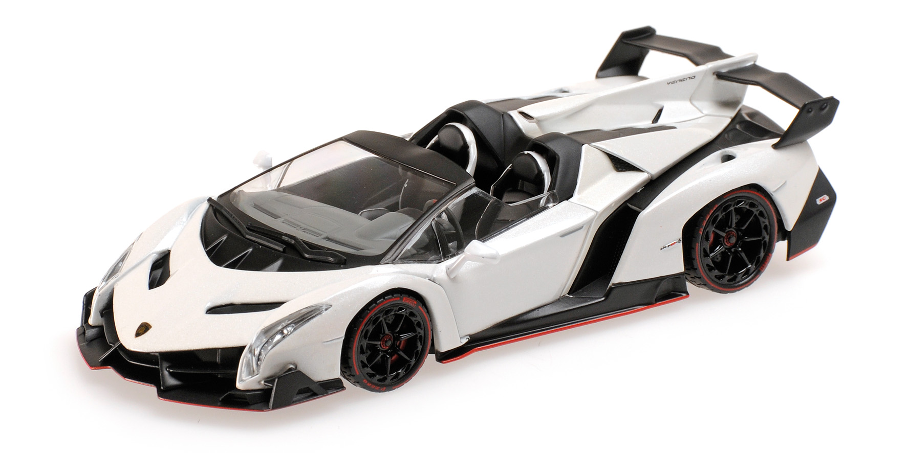 LAMBORGHINI VENENO ROADSTER - WHITE (05572W)