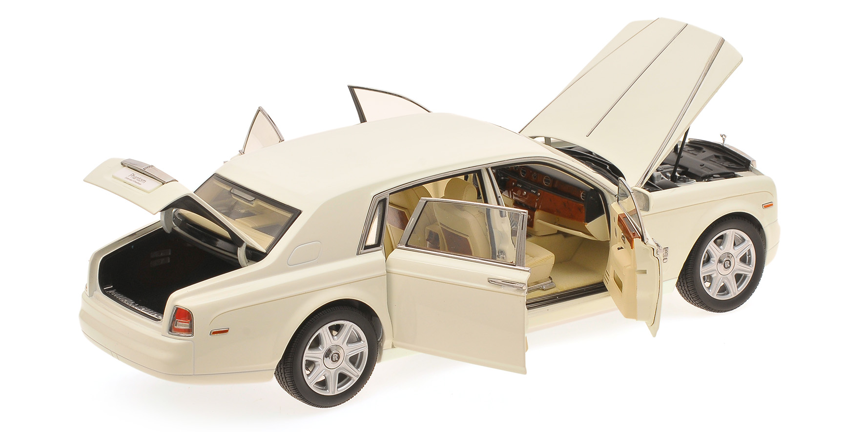 ROLLS ROYCE PHANTOM EWB - ENGLISH WHITE (08841EW)