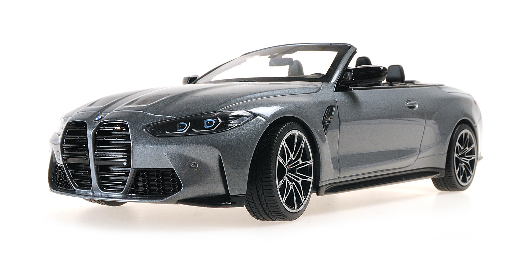 BMW M4 CABRIOLET - 2021 - GREY METALLIC