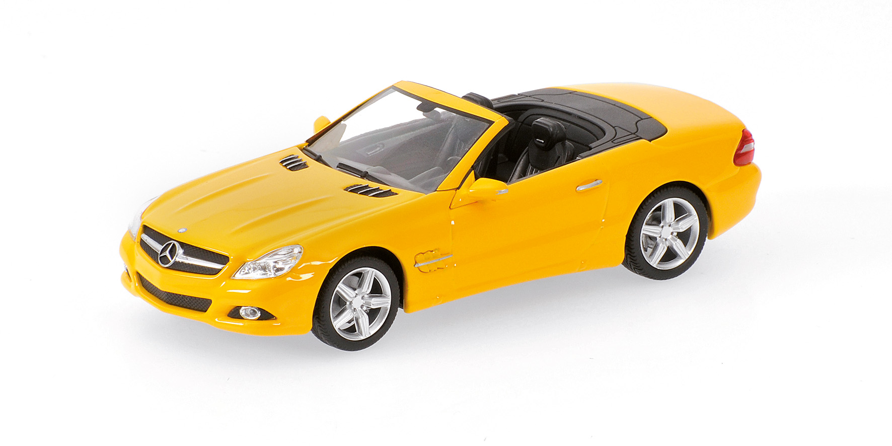 MERCEDES-BENZ SL-CLASS (R230) - 2008 - YELLOW - 'LINEA GIALLO'