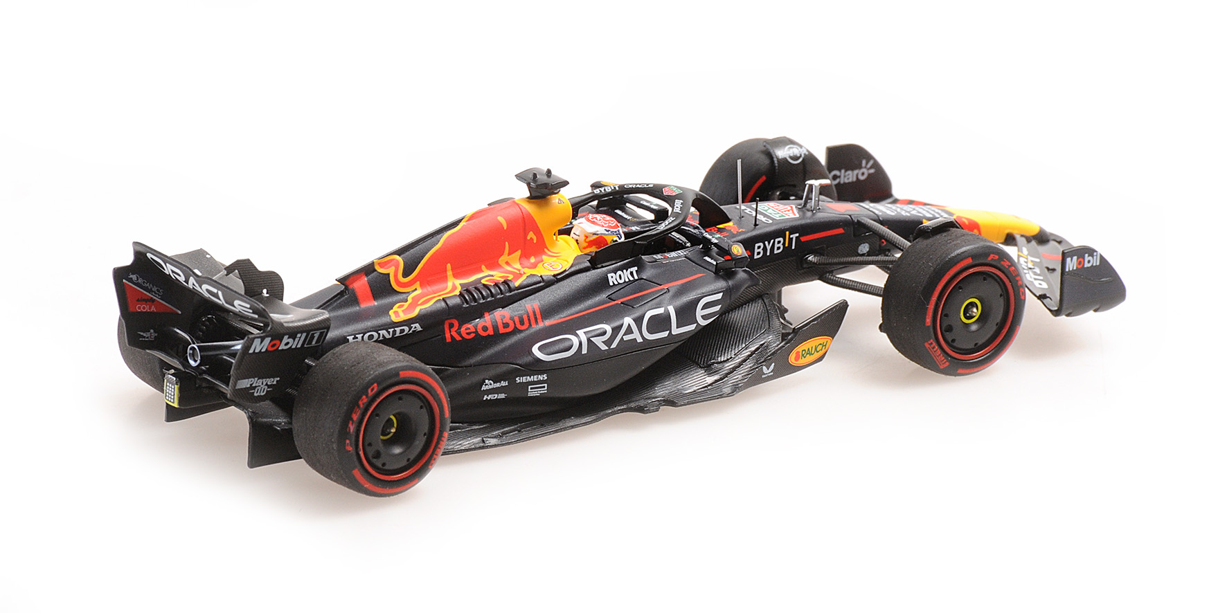 ORACLE RED BULL RACING RB19 - MAX VERSTAPPEN - WINNER BAHRAIN GP 2023
