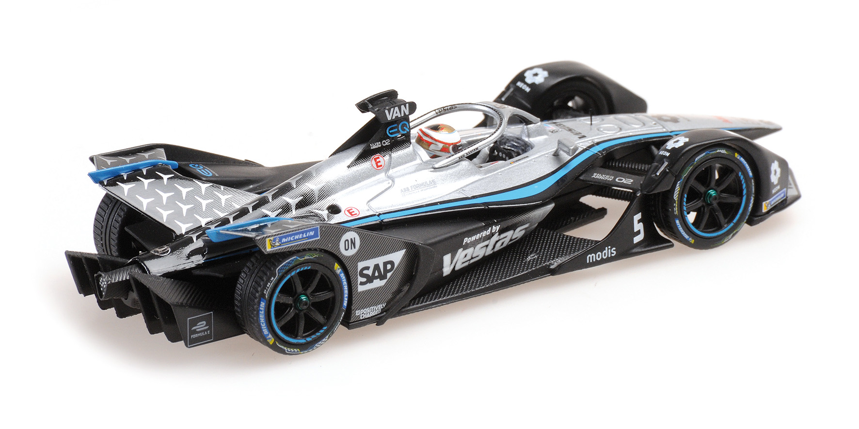 FORMULA E SEASON 8 – MERCEDES-BENZ EQ – STOFFEL VANDOORNE