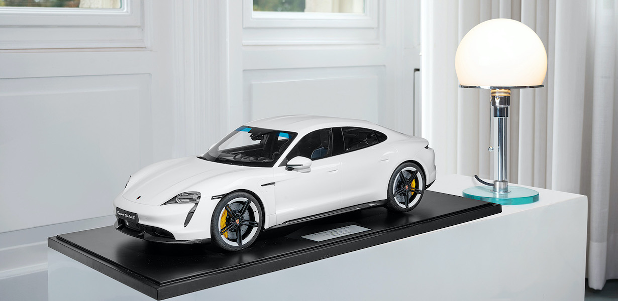 PORSCHE TAYCAN TURBO S - 2020 - WEISS