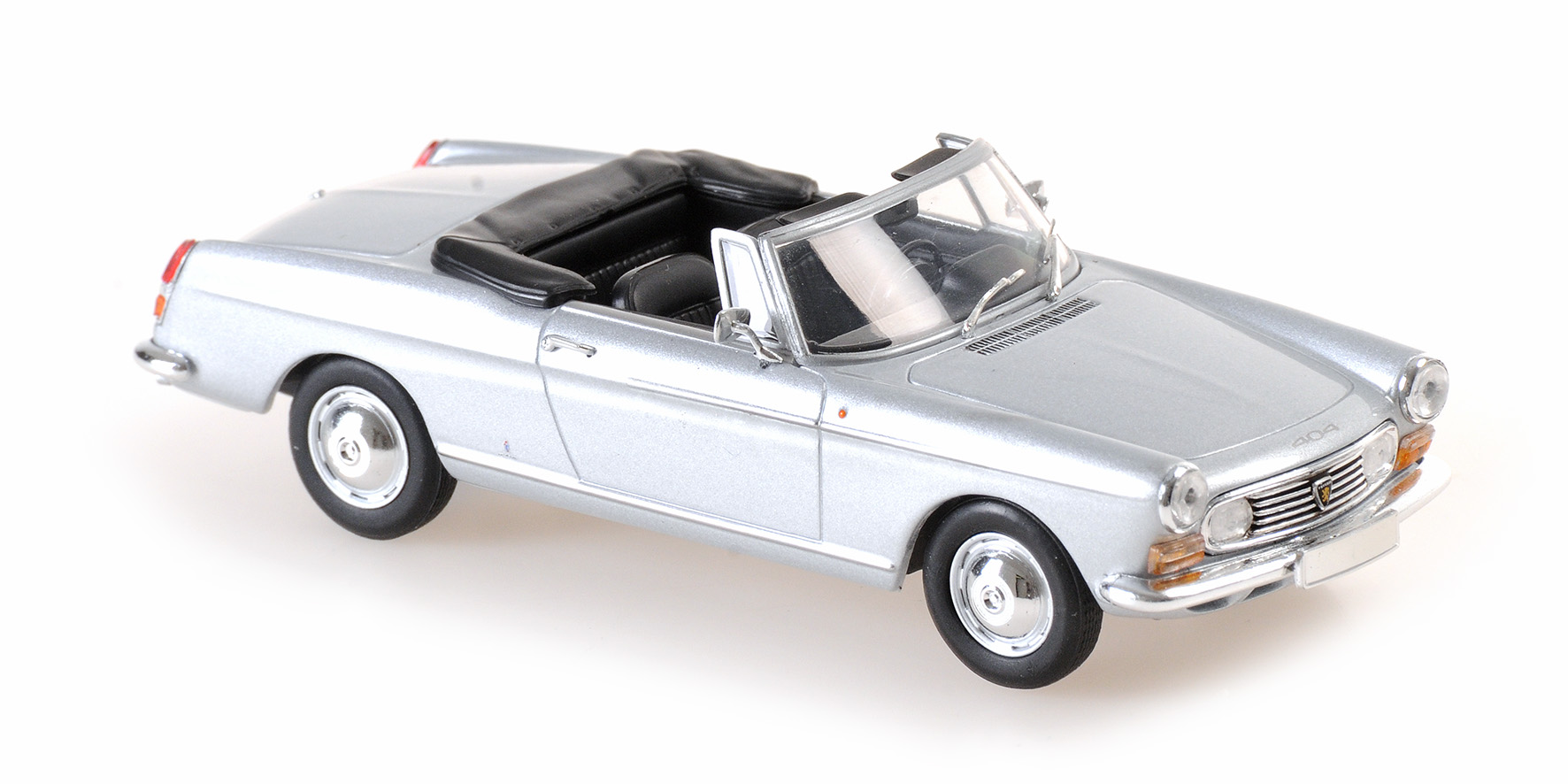 PEUGEOT 404 CABRIOLET - 1962 - SILVER