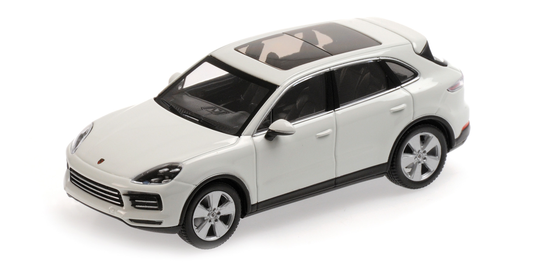 PORSCHE CAYENNE - 2017 - WHITE