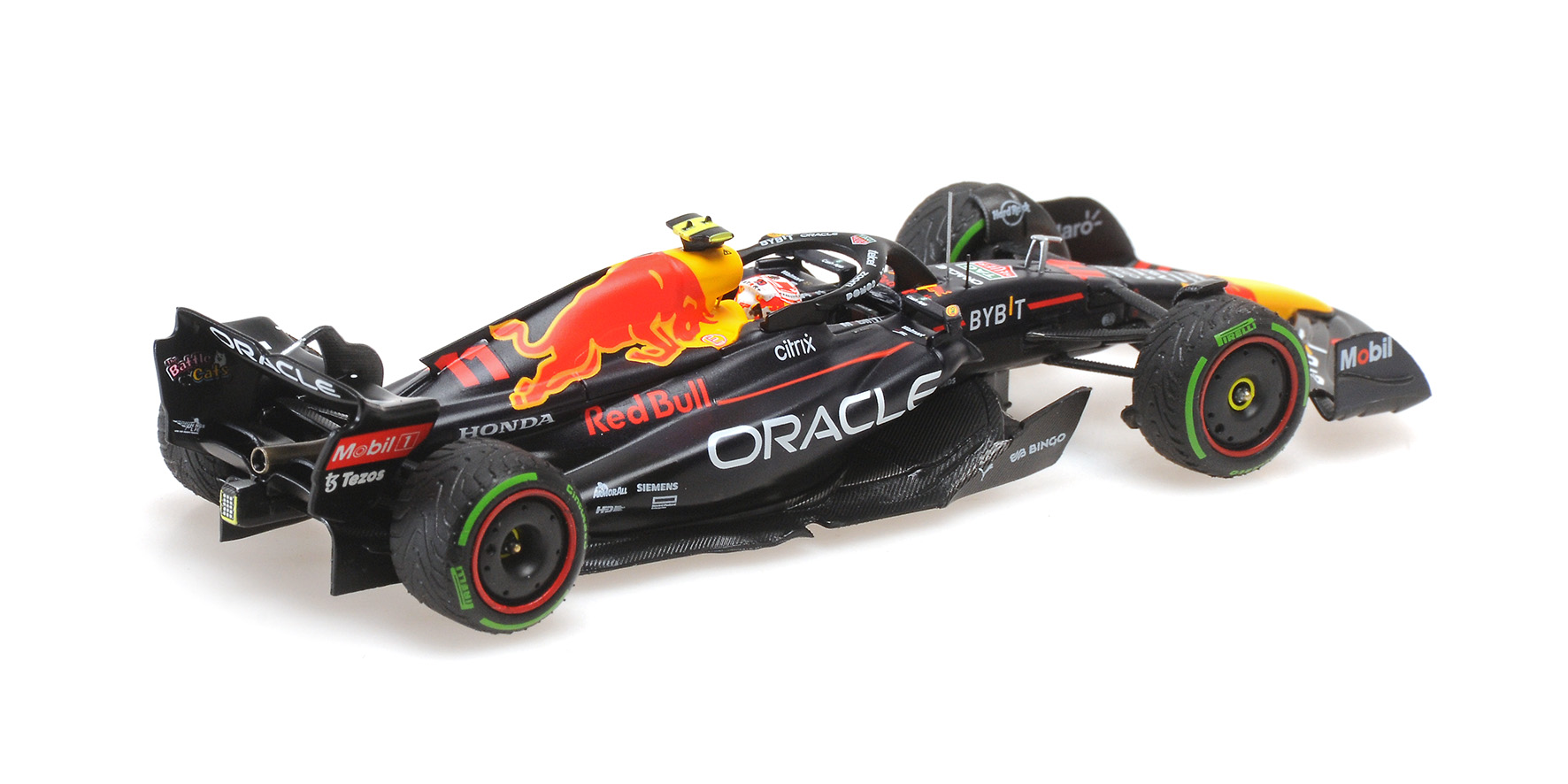 ORACLE RED BULL RACING RB18 - SERGIO PÉREZ - 2ND JAPANESE GP 2022