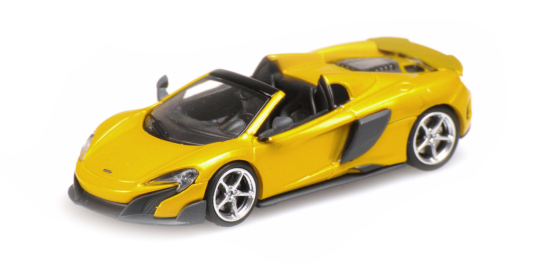 MCLAREN 675LT SPIDER - SOLIS
