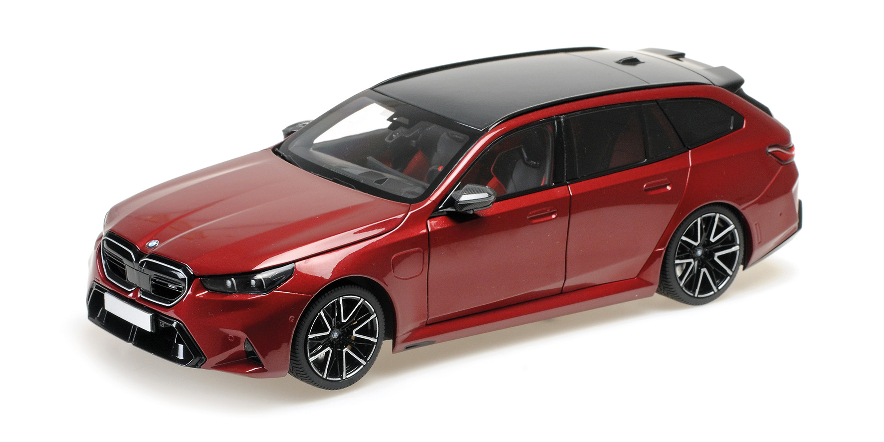 BMW M5 TOURING - 2024 - DARK RED METALLIC