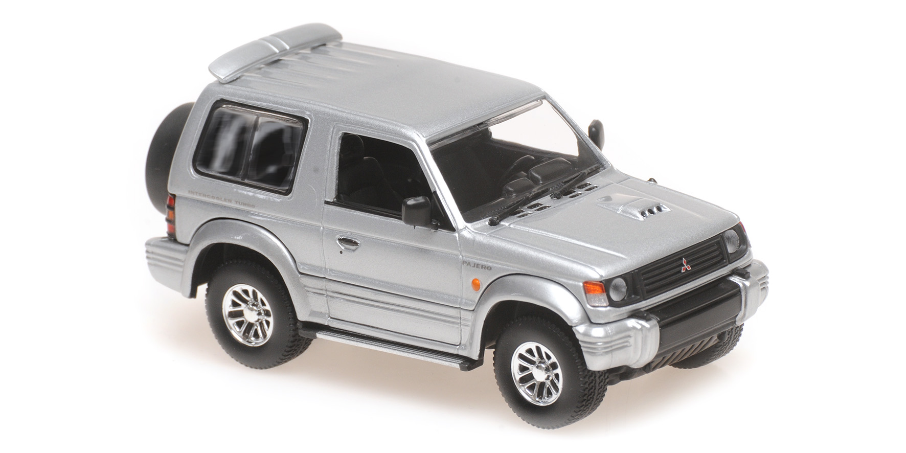 MITSUBISHI PAJERO SWB - 1991 - SILVER