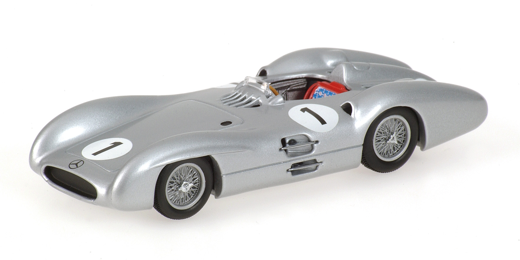 MERCEDES-BENZ W196 - JUAN MANUEL FANGIO - FIA F1 WORLD CHAMPIONSHIP 1954 BRITISH GP