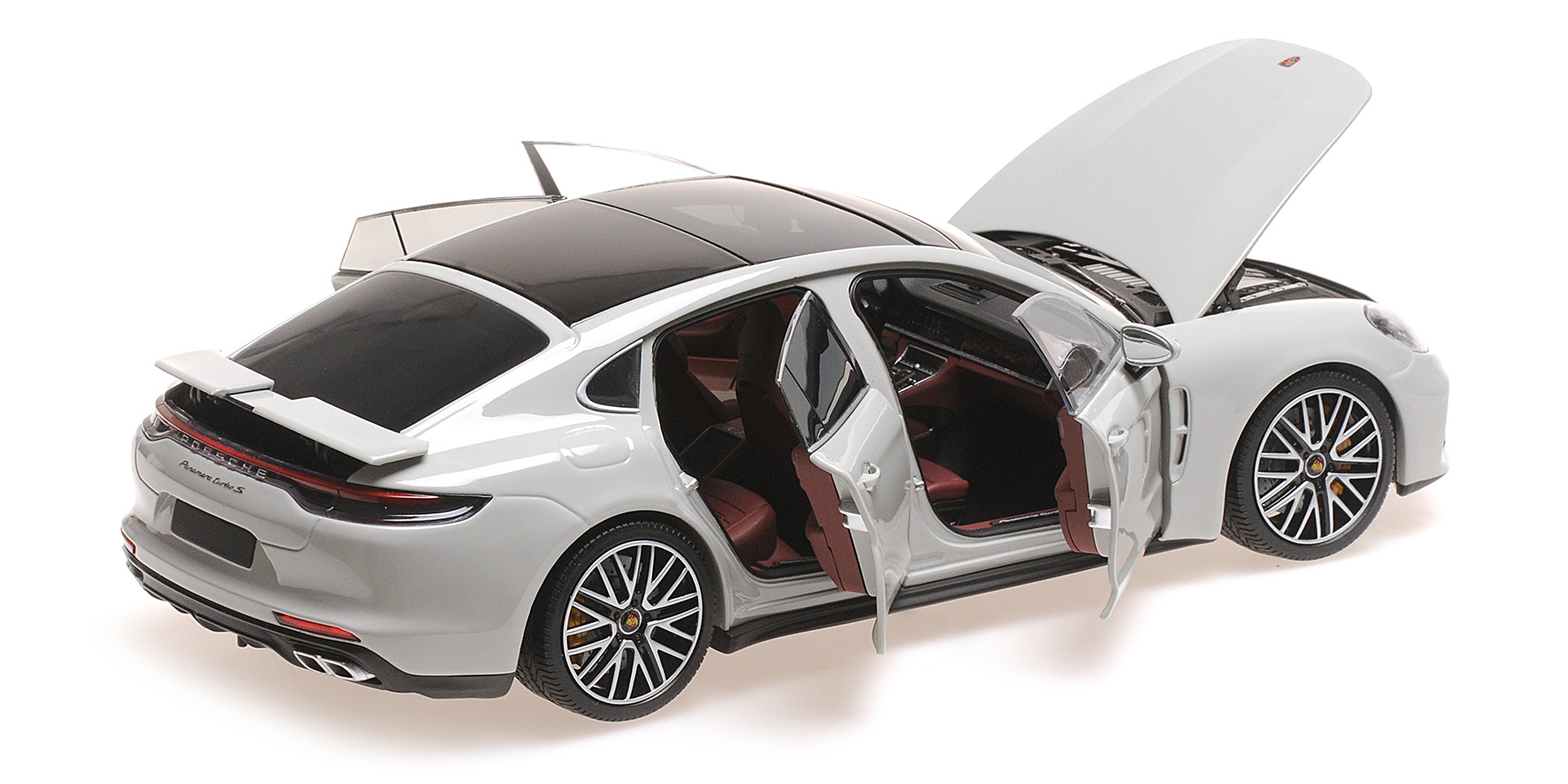 PORSCHE PANAMERA TURBO S - 2020 - GREY