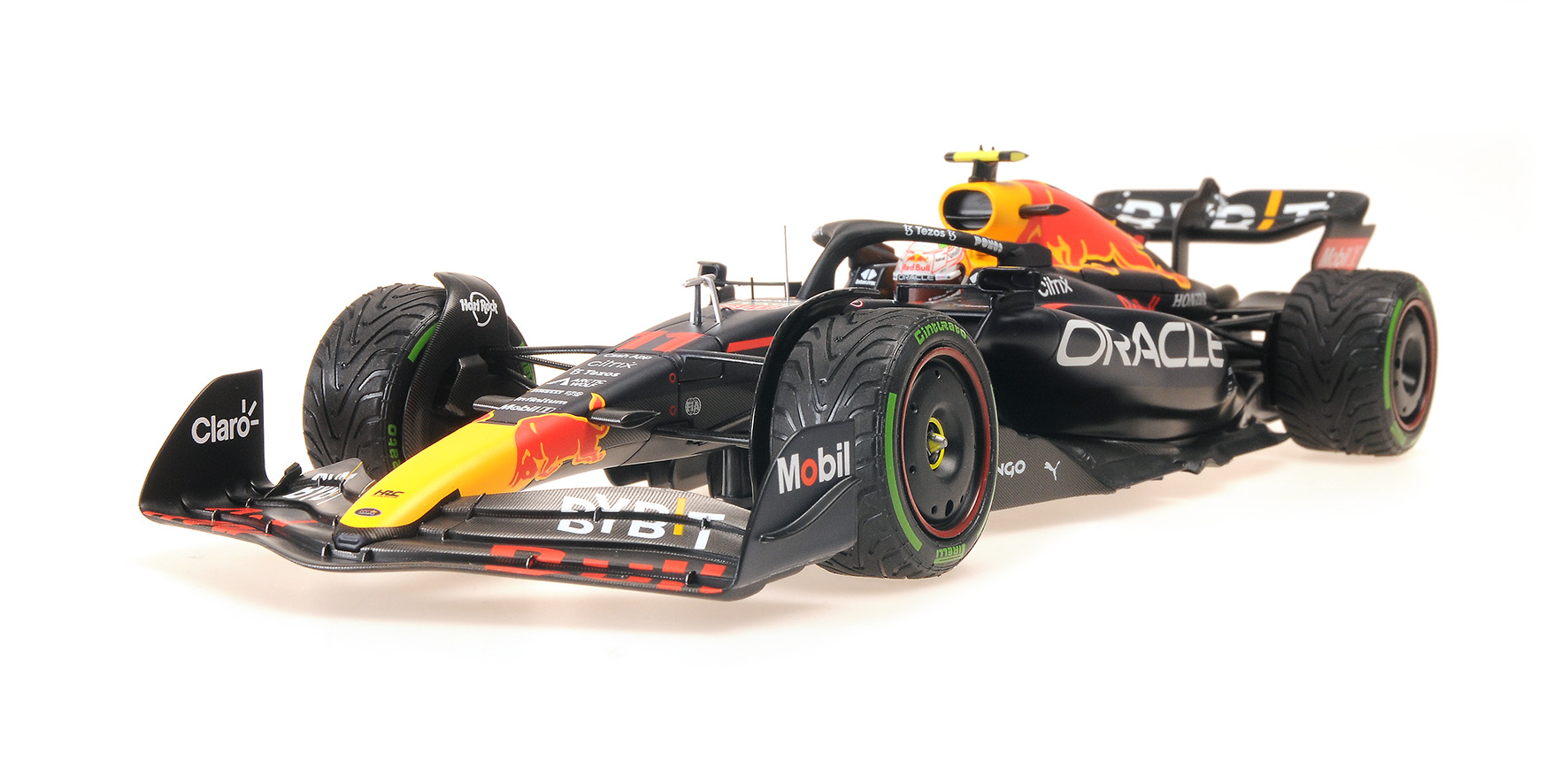 ORACLE RED BULL RACING RB18 - SERGIO PÉREZ - 2ND JAPANESE GP 2022