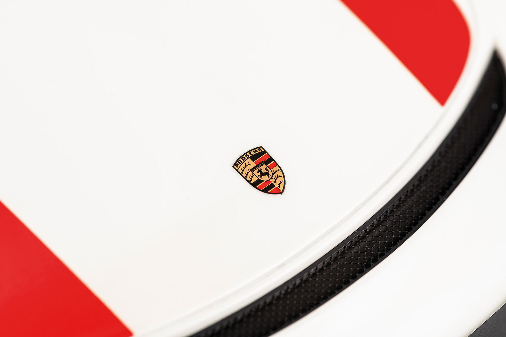 PORSCHE 911 (991.1) R - 2016 - WEISS ROTES DEKOR (191)