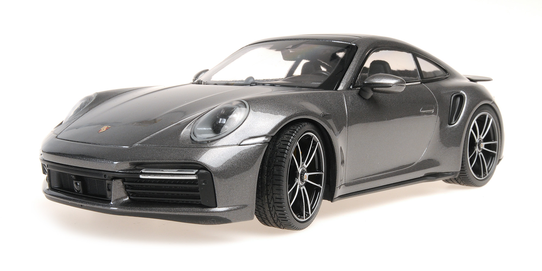 PORSCHE 911 (992)  TURBO S - 2020 - GREY METALLIC