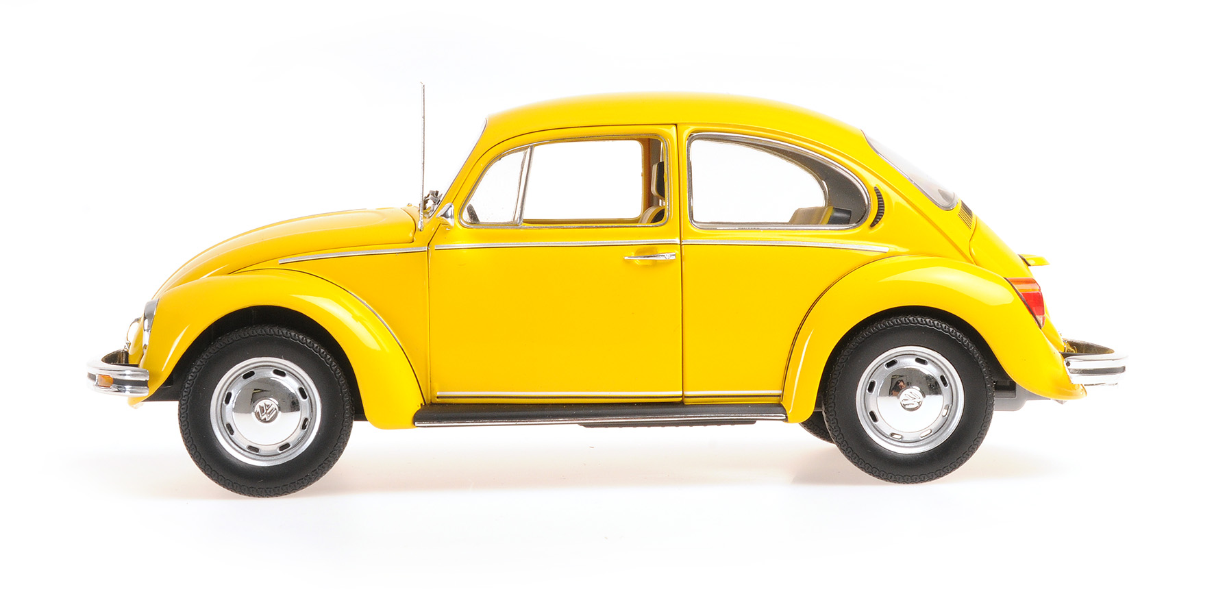 VOLKSWAGEN 1200 - 1983 - YELLOW