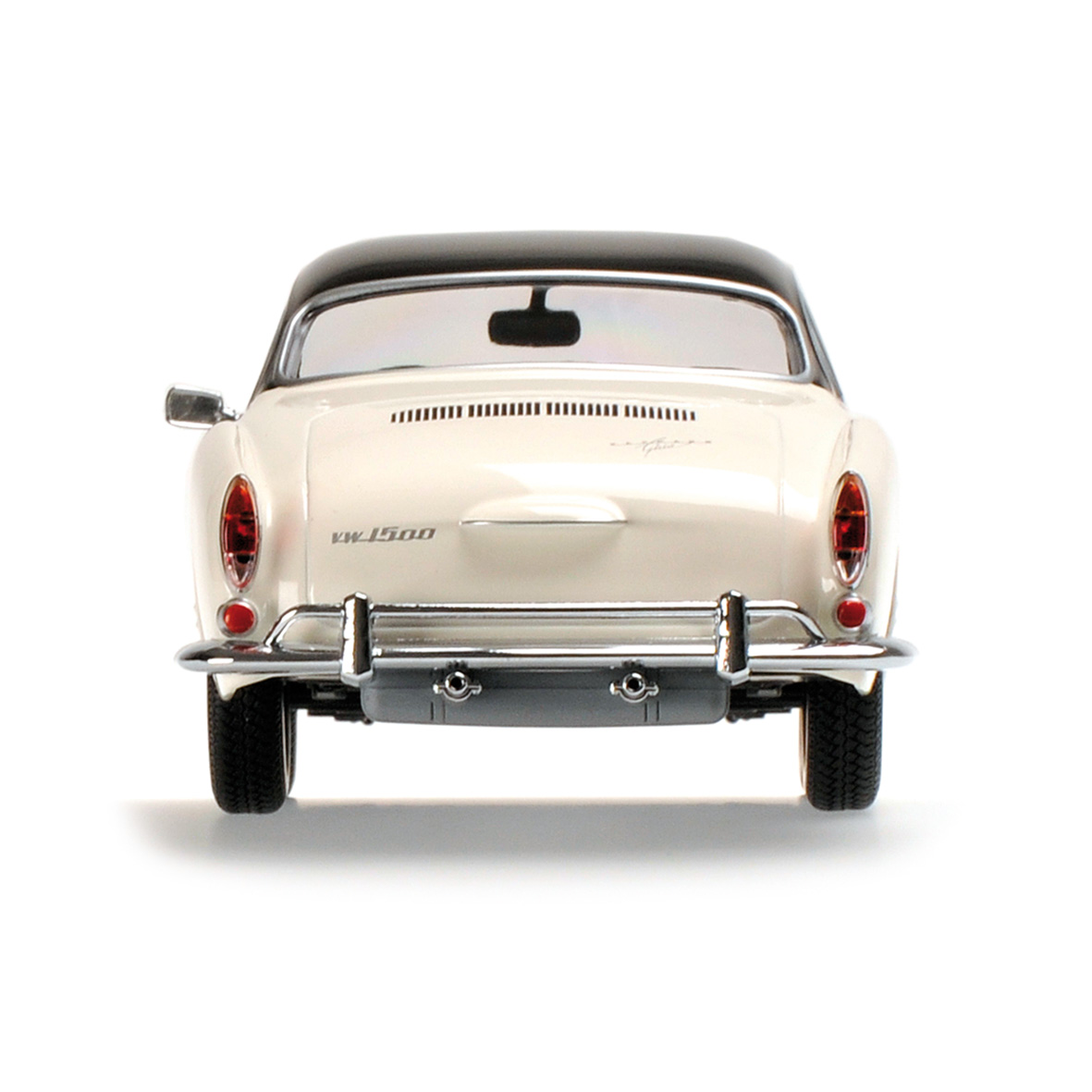 VOLKSWAGEN KARMANN GHIA COUPÉ - 1970 - IVORY/BLACK