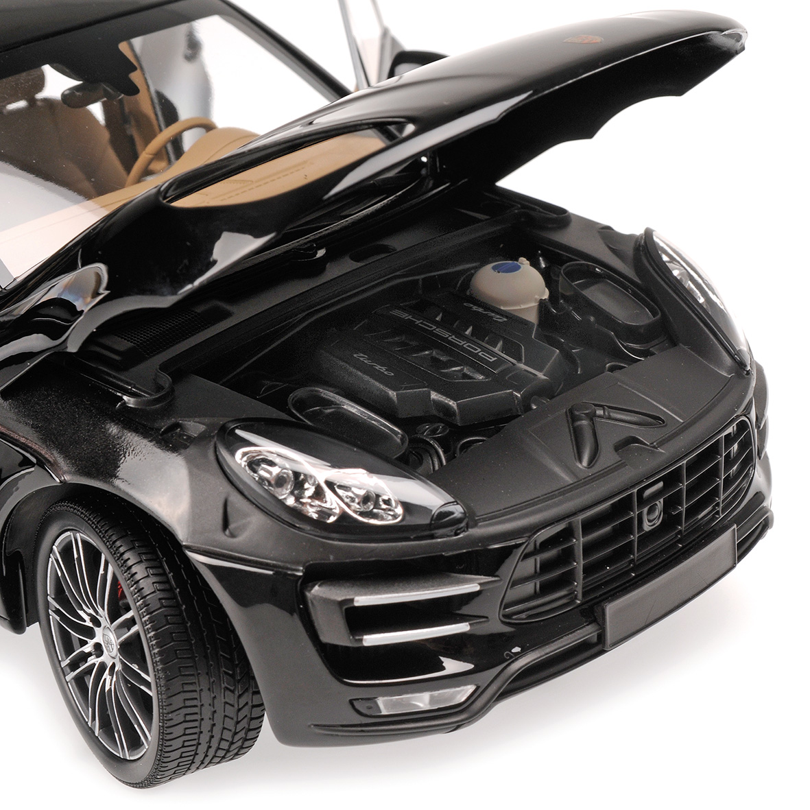 PORSCHE MACAN TURBO - 2013 - BLACK METALLIC