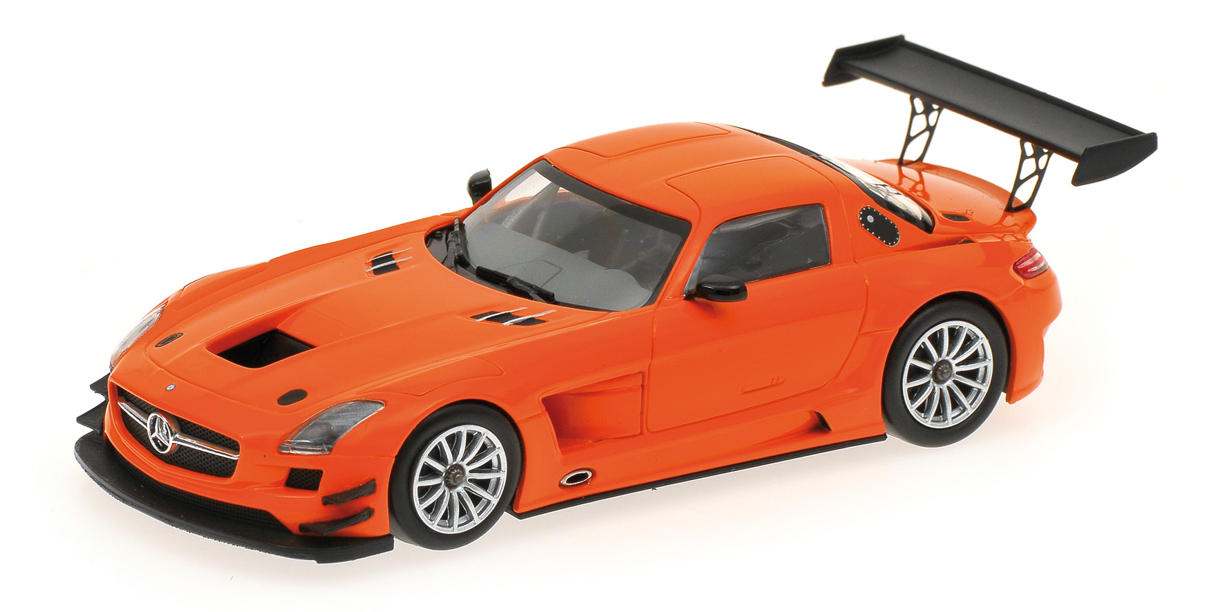 MERCEDES-BENZ SLS AMG GT3 - 'STREET' - ORANGE - 2011