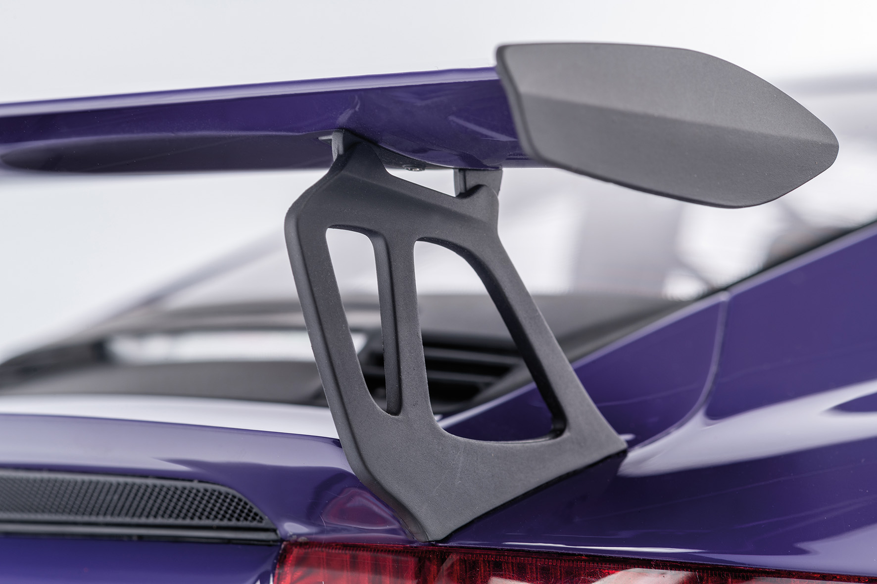 PORSCHE 911 (991.1) GT3RS - 2016 - ULTRAVIOLETT (99)