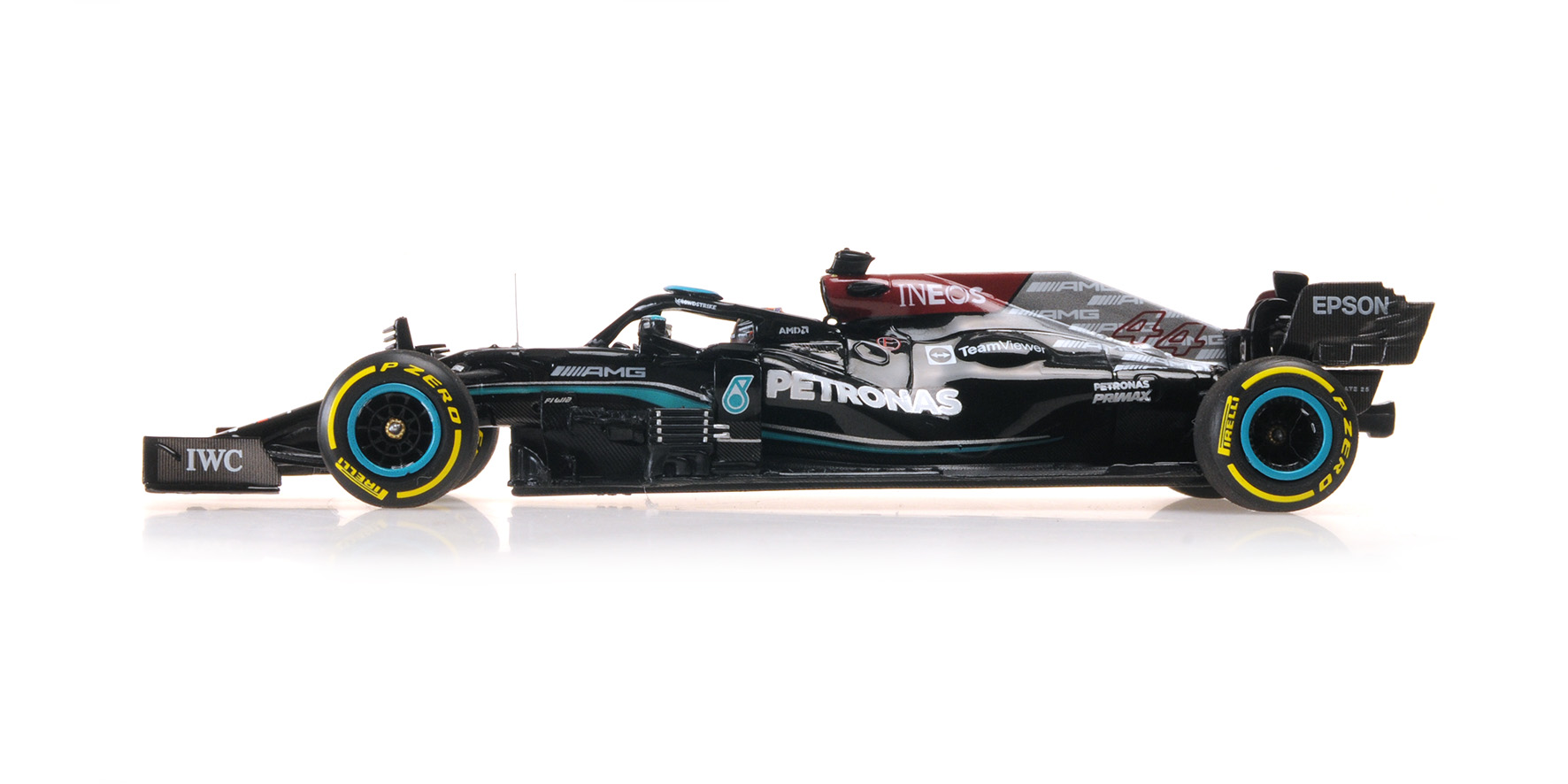 MERCEDES-AMG PETRONAS FORMULA ONE TEAM W12 E PERFORMANCE - LEWIS HAMILTON - WINNER QATAR GP 2021