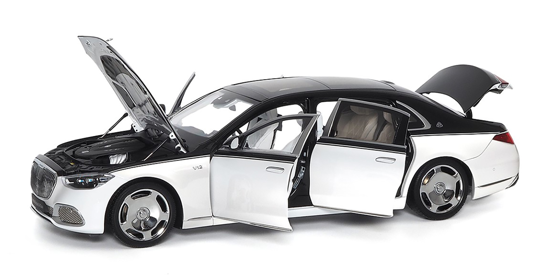 MERCEDES-MAYBACH-S-CLASS 2021 - OBSIDIAN BLACK/DIAMOND WHITE