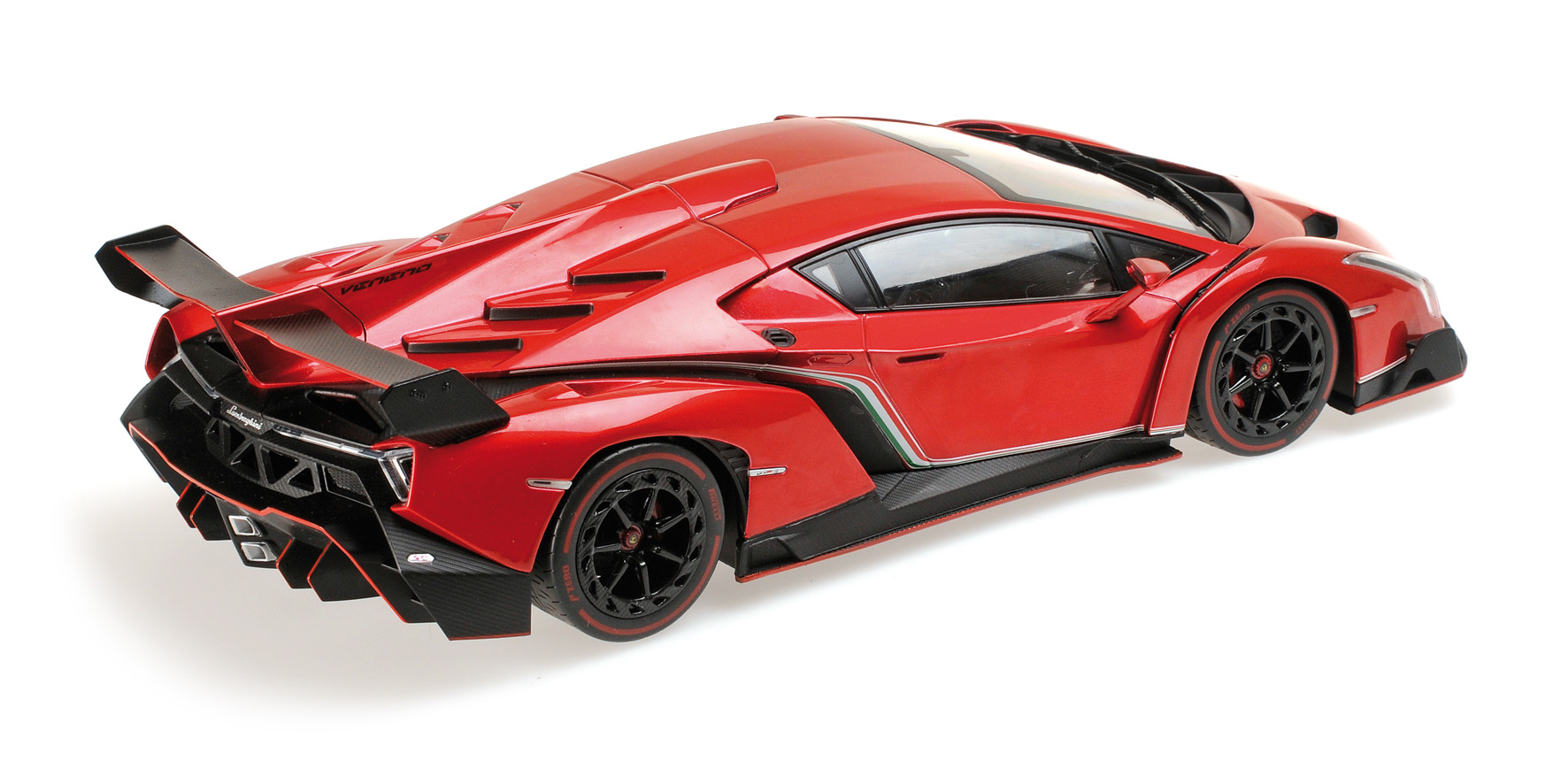 LAMBORGHINI VENENO RED METALLIC (09501RM)