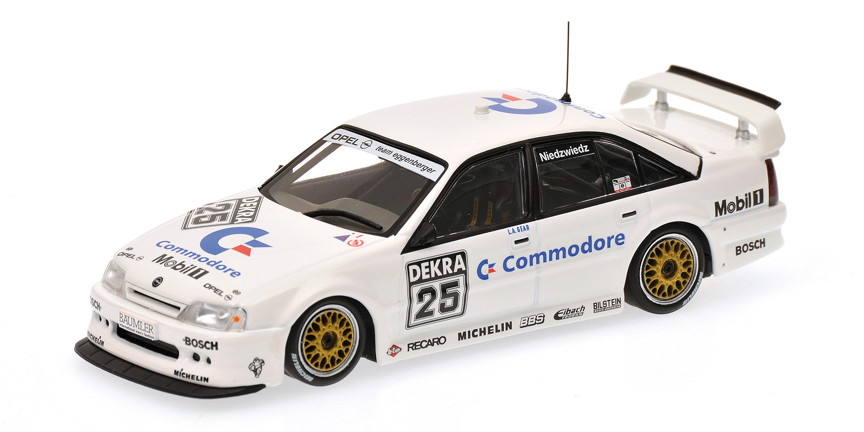 OPEL OMEGA (A) 3000 24V - 'COMMODORE' - KLAUS NIEDZWIEDZ - DTM 1991