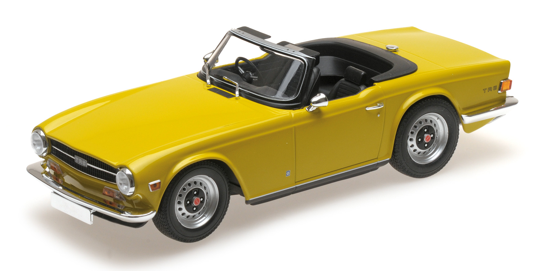 TRIUMPH TR6 - 1973 - YELLOW (RHD)