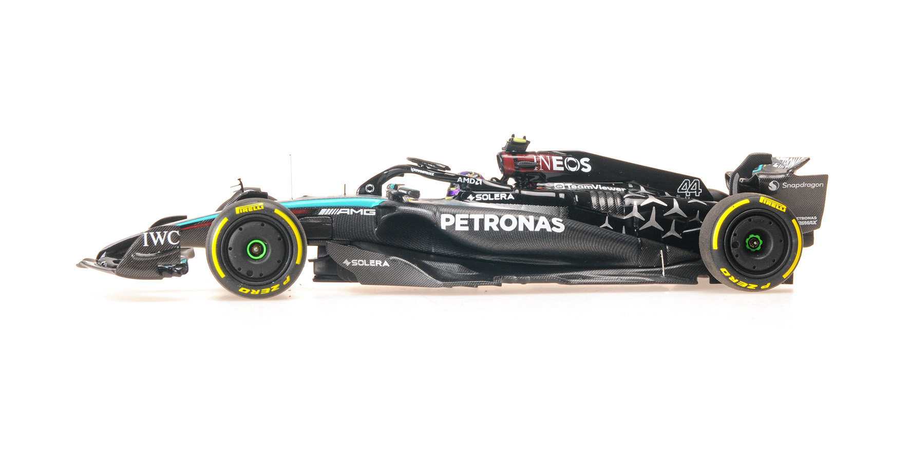 MERCEDES-AMG PETRONAS FORMULA ONE TEAM F1 W15 E PERFORMANCE - LEWIS HAMILTON - 2024