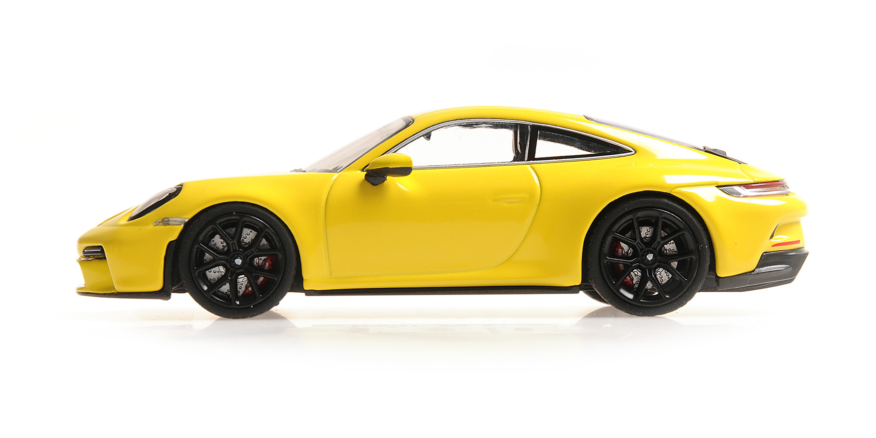 PORSCHE 911 (992) GT3 TOURING - 2021 - YELLOW W/BLACK WHEELS