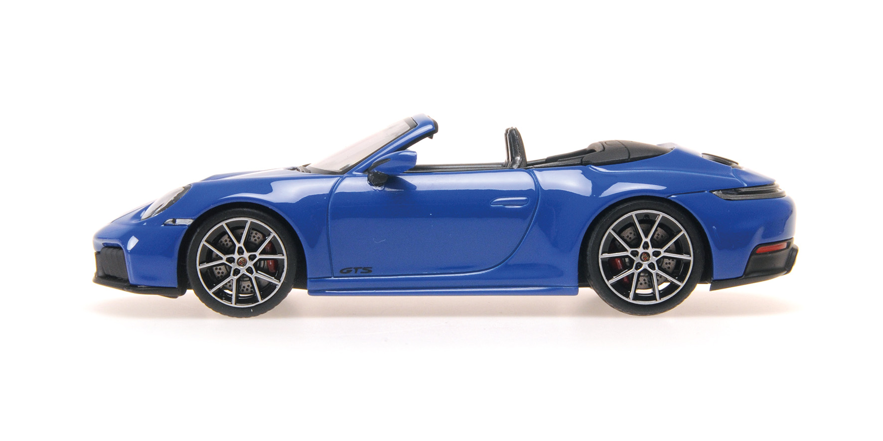 PORSCHE 911 (992.2) CARRERA GTS CABRIOLET - 2024 - BLUE