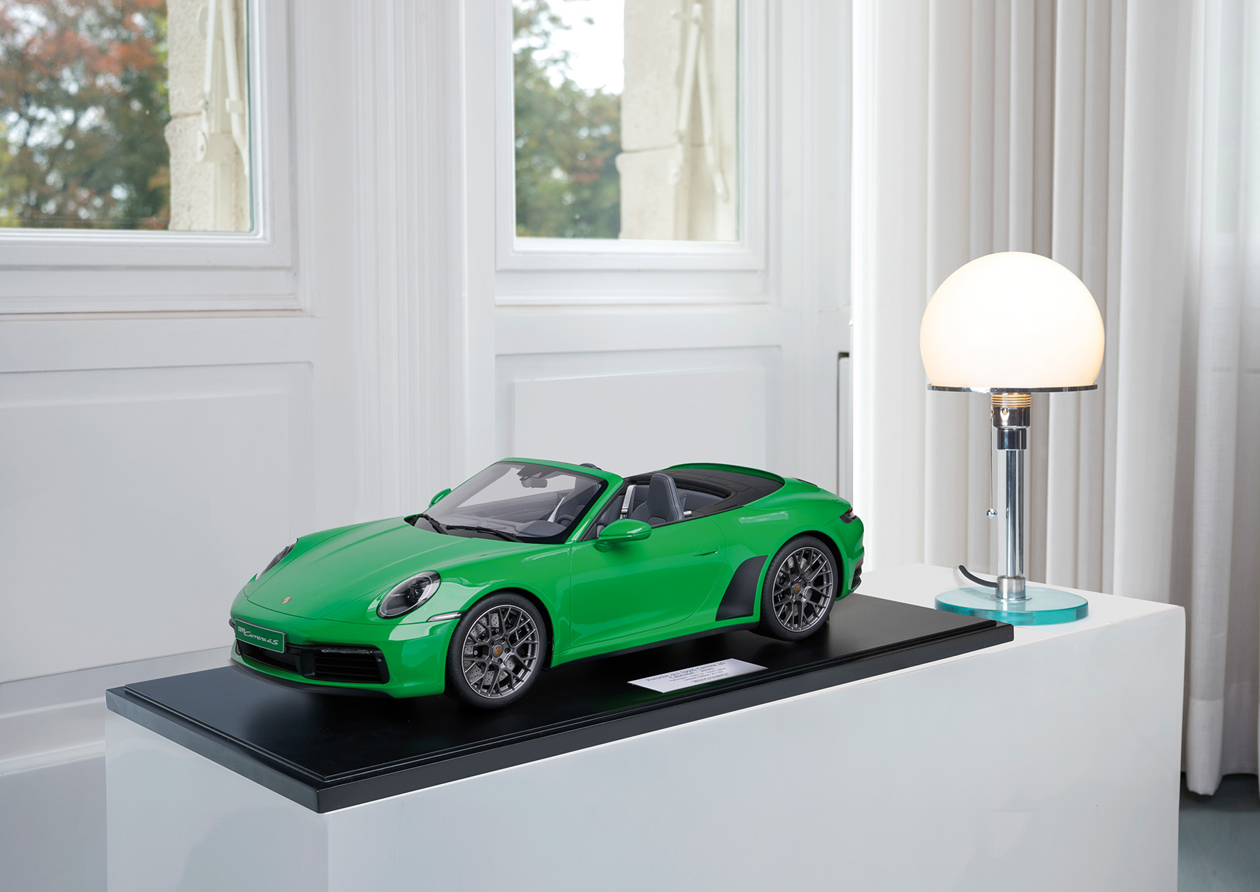 PORSCHE 911 (992) CARRERA 4S CABRIOLET - 2020 - PYTHONGRÜN