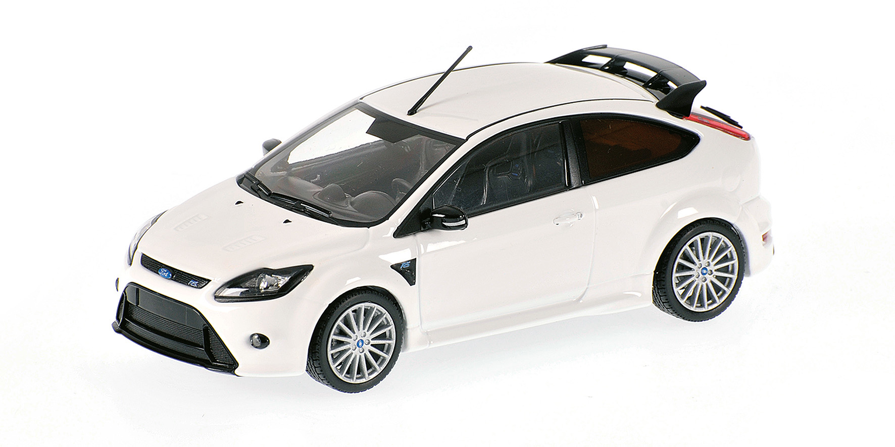 FORD FOCUS RS - 2009 - WHITE
