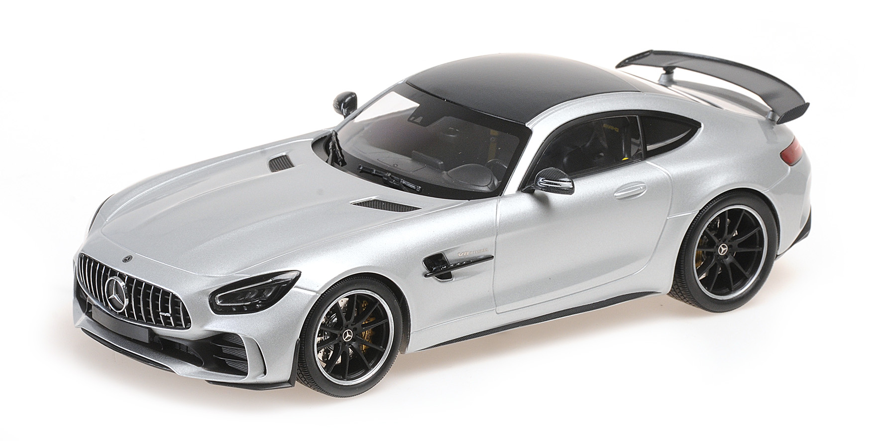 MERCEDES-AMG GT-R - 2021 - SILVER