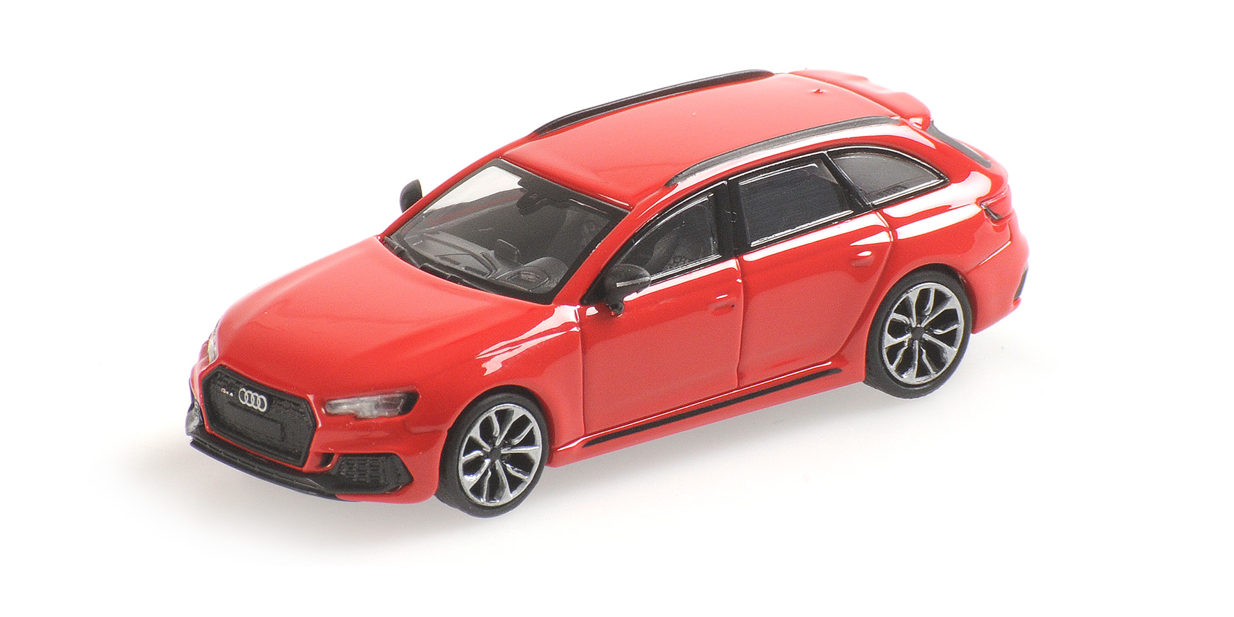 AUDI RS4 AVANT - 2018 - RED