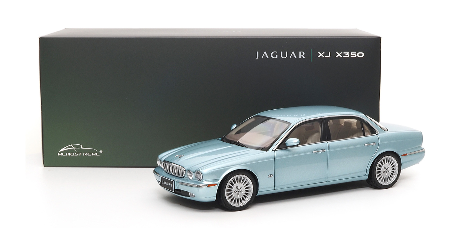 JAGUAR XJ6 (X350) - SEAFROST (LIGHT BLUE)