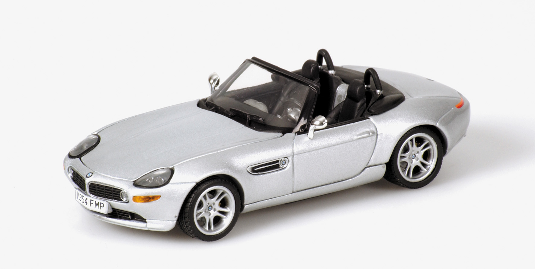 BMW Z8 - JAMES BOND - 1999 - 'THE WORLD IS NOT ENOUGH'