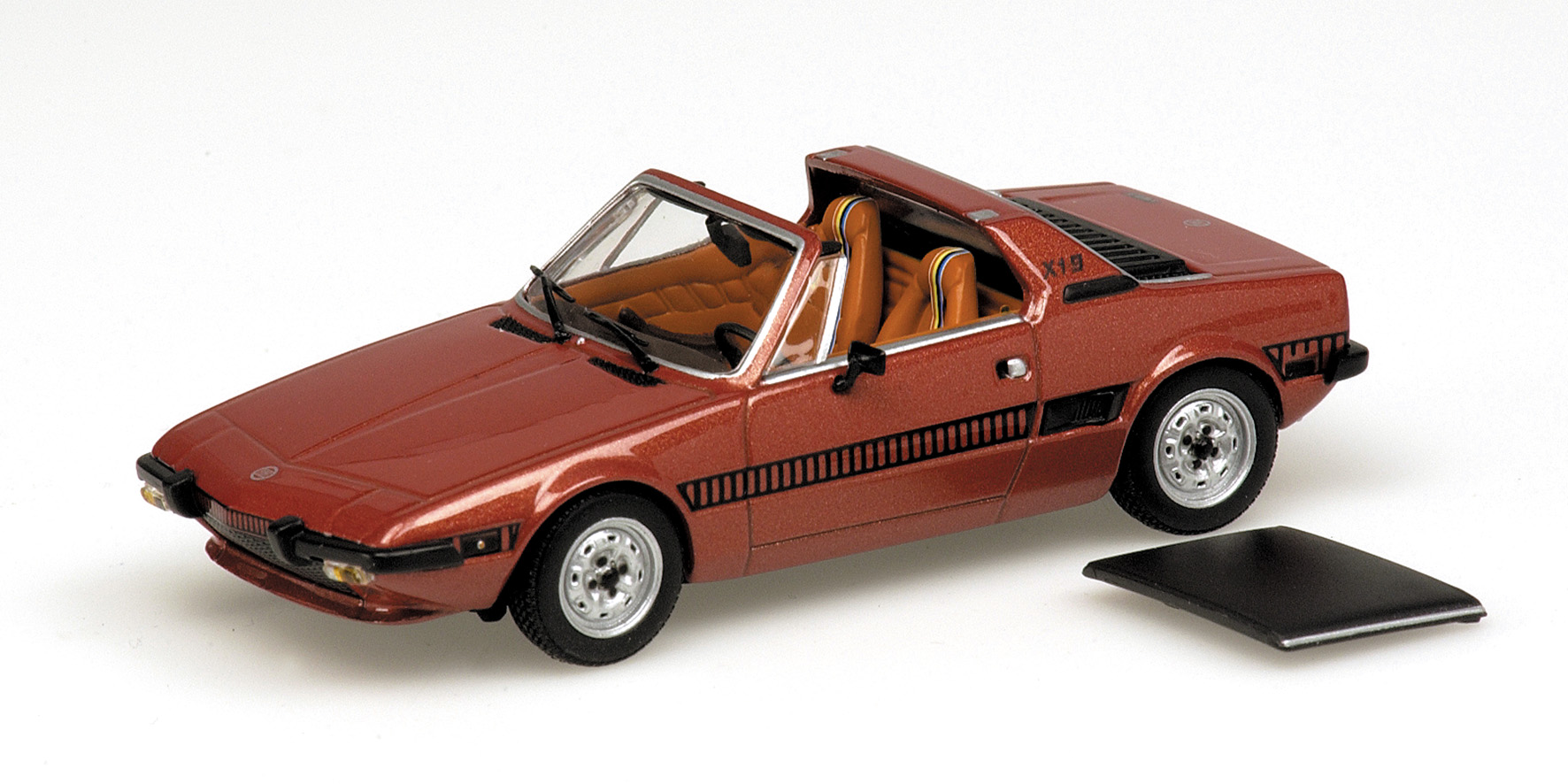 FIAT X1/9 - 1972 - RED METALLIC