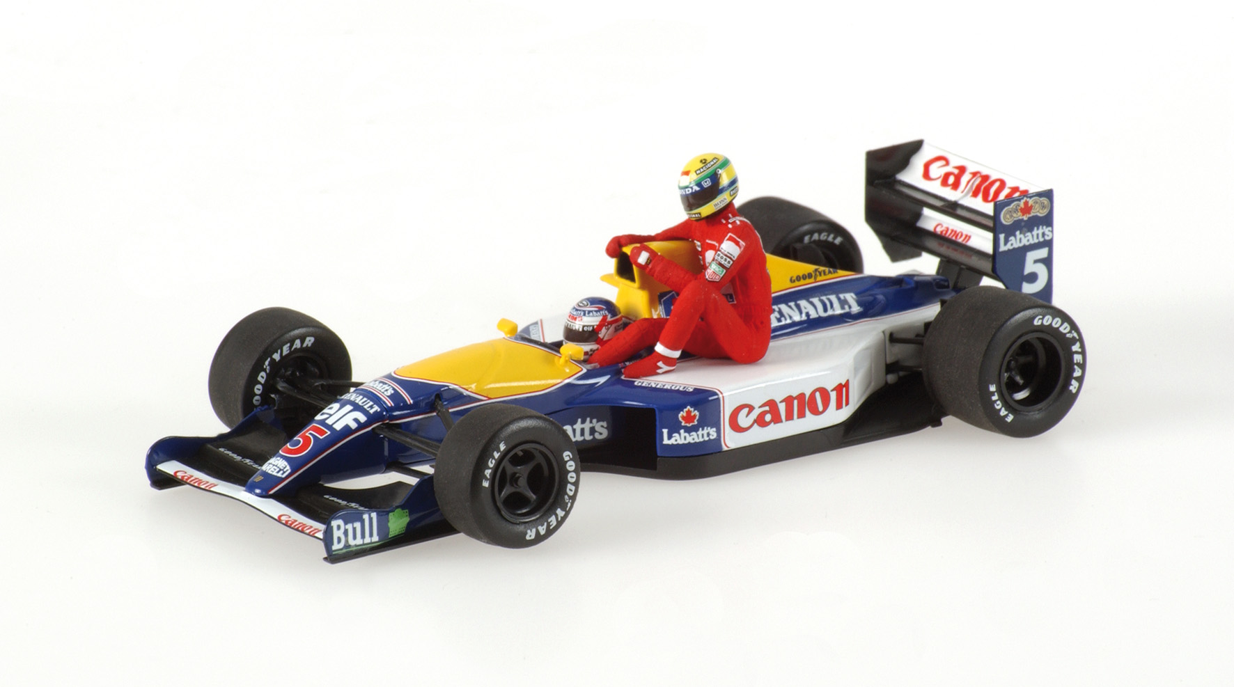 WILLIAMS RENAULT FW14 - AYRTON SENNA RIDING ON NIGEL MANSELL'S CAR - BRITISH GP 14-07-1991