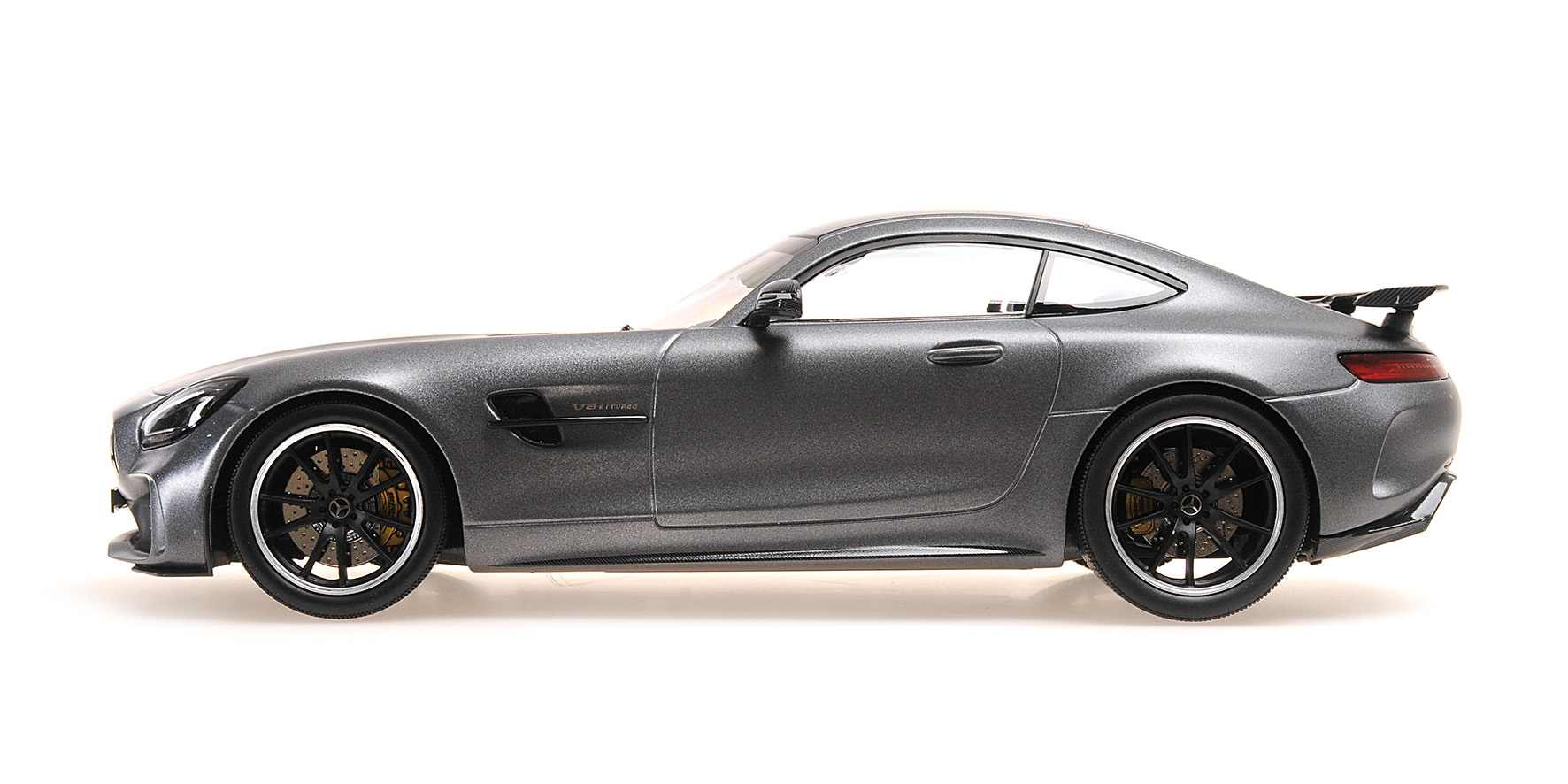 MERCEDES-AMG GT-R - 2021 - MATT GREY METALLIC