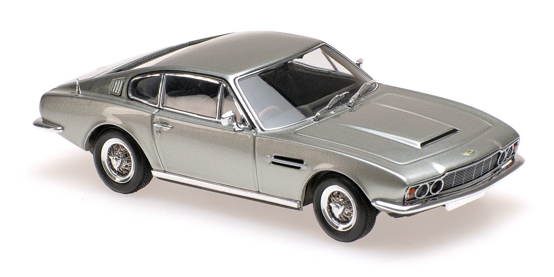 ASTON MARTIN DBS - 1967 - SILVER METALLIC