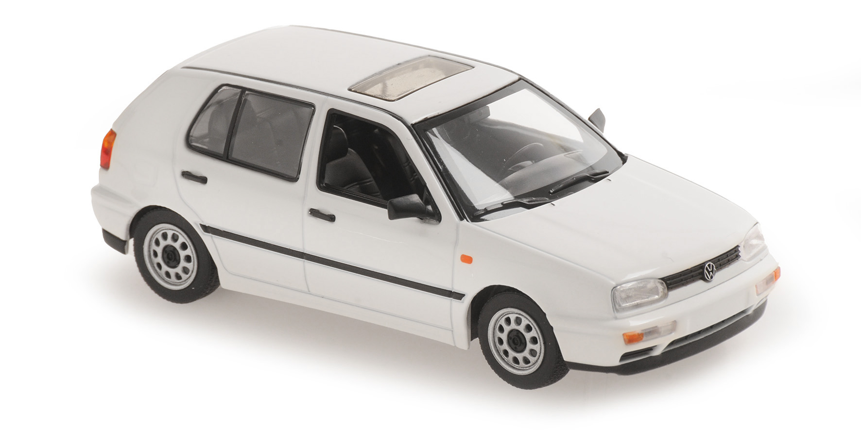 VOLKSWAGEN GOLF - 1997 - WHITE
