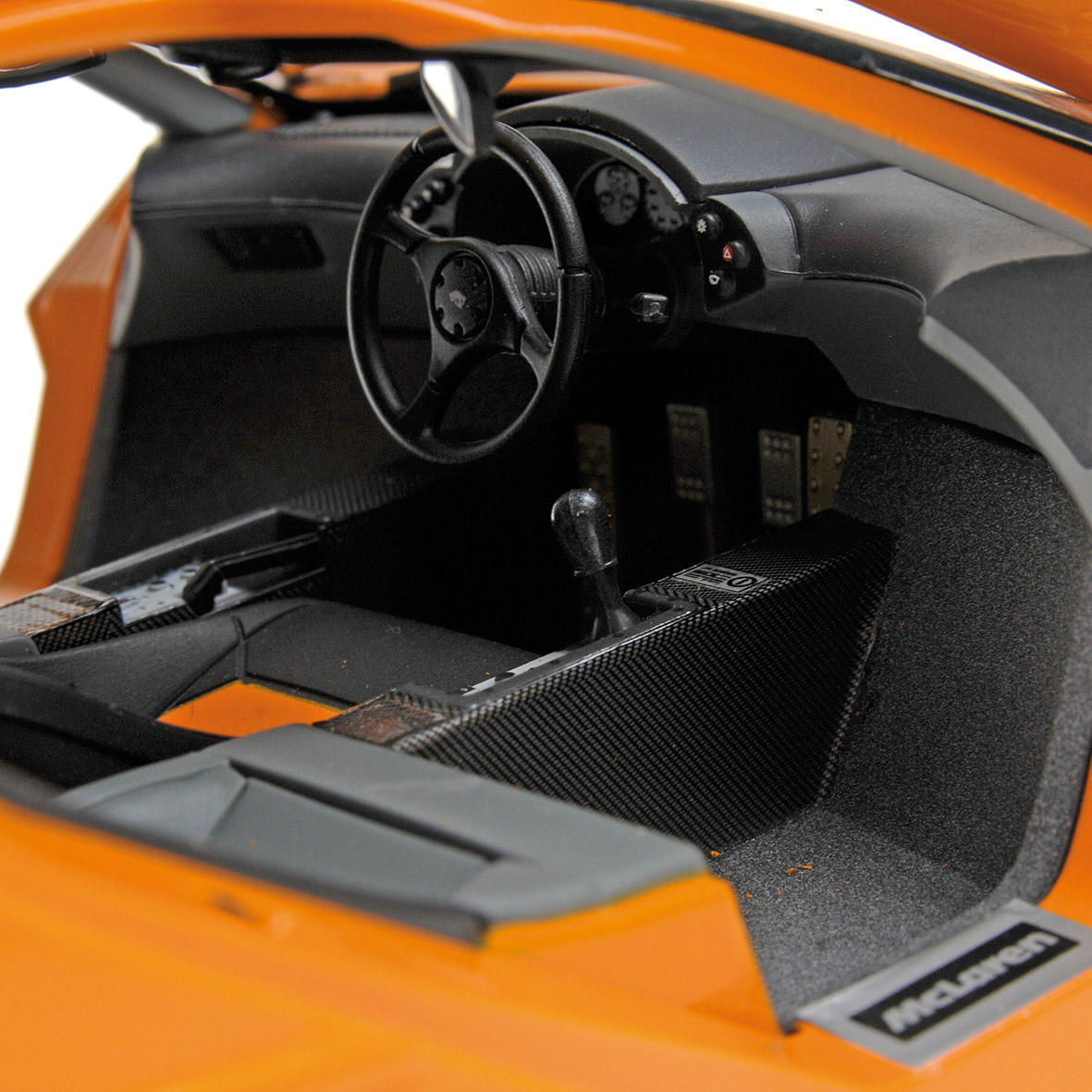 MCLAREN F1 - ROAD CAR - 1993 - ORANGE