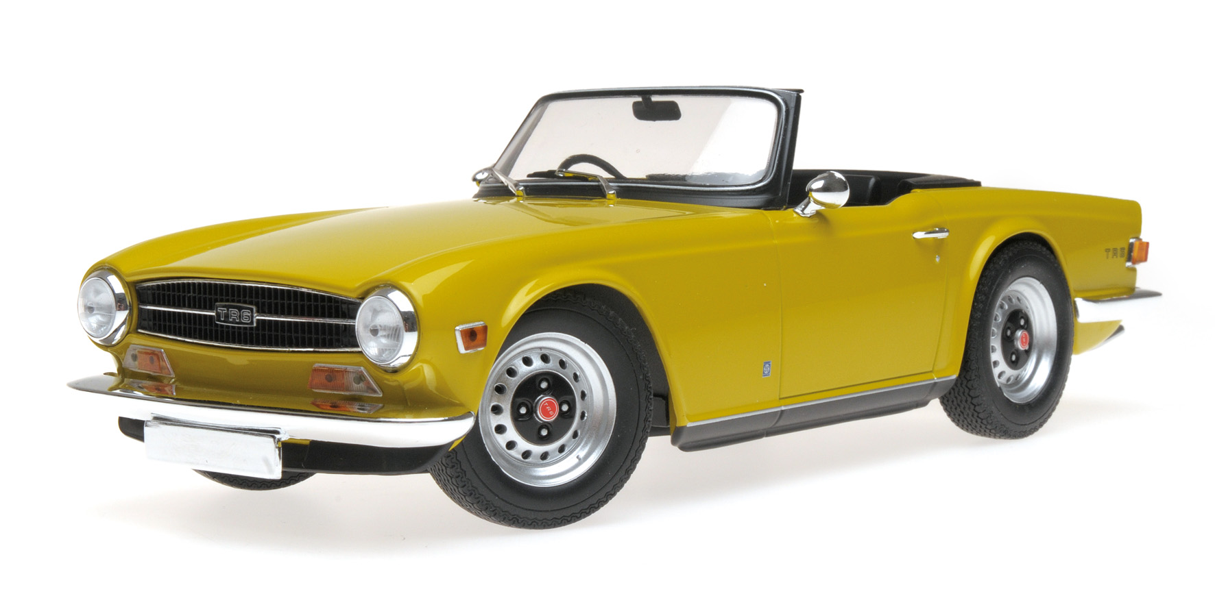 TRIUMPH TR6 - 1973 - YELLOW (RHD)