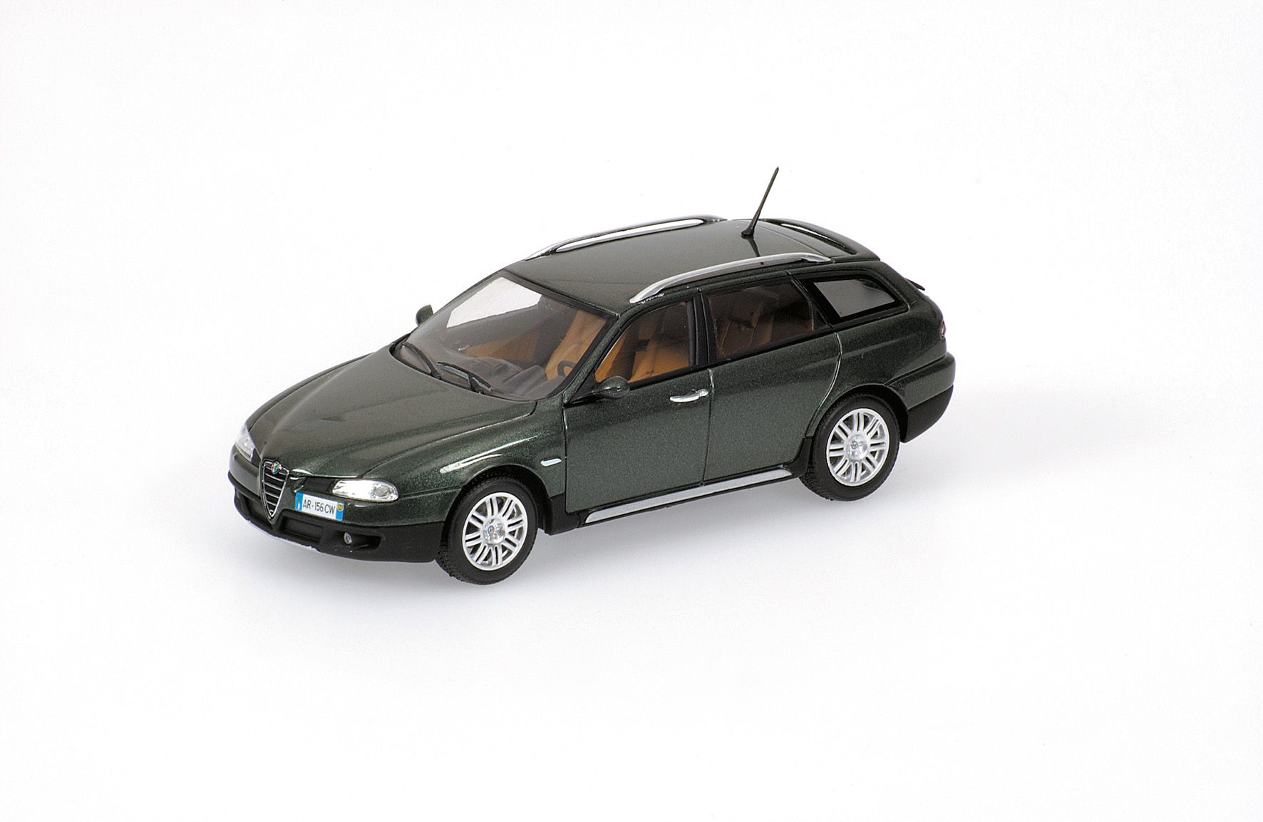 ALFA ROMEO 156 CROSSWAGON - 2004 - GREEN METALLIC