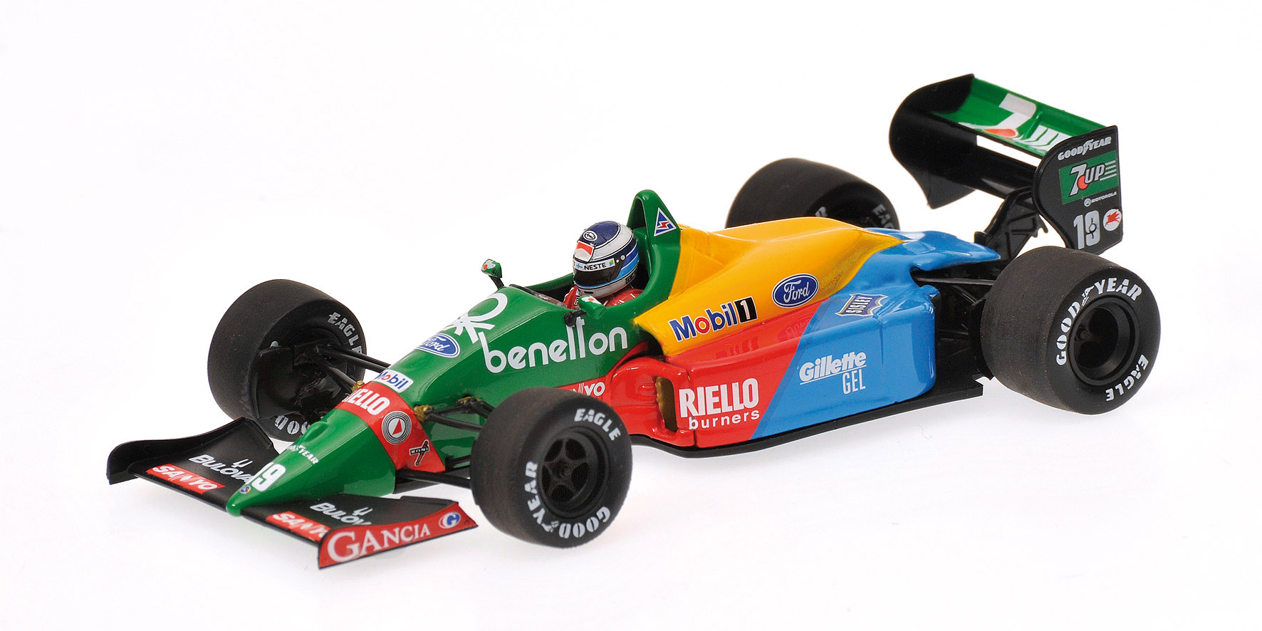 BENETTON FORD B188 - MIKA HAKKINEN - FIRST F1 TEST SILVERSTONE 24 JANUARY 1990
