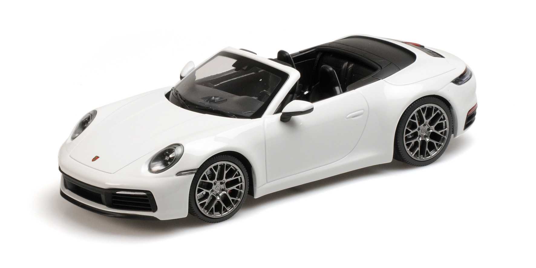 PORSCHE 911 CARRERA 4S CABRIOLET - 2019 - WHITE