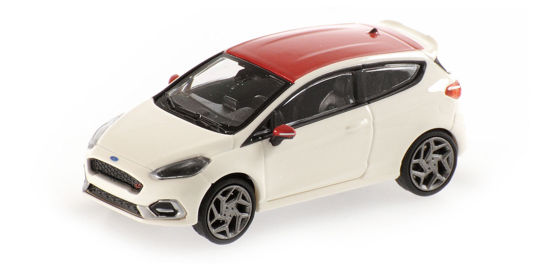 FORD FIESTA ST - 2018 - WHITE W/ RED ROOF