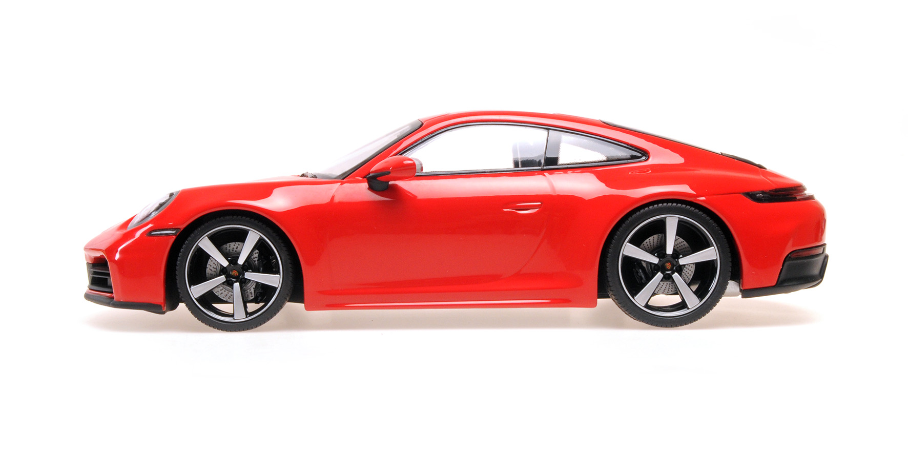 PORSCHE 911 (992.2) CARRERA COUPE - 2024 - RED